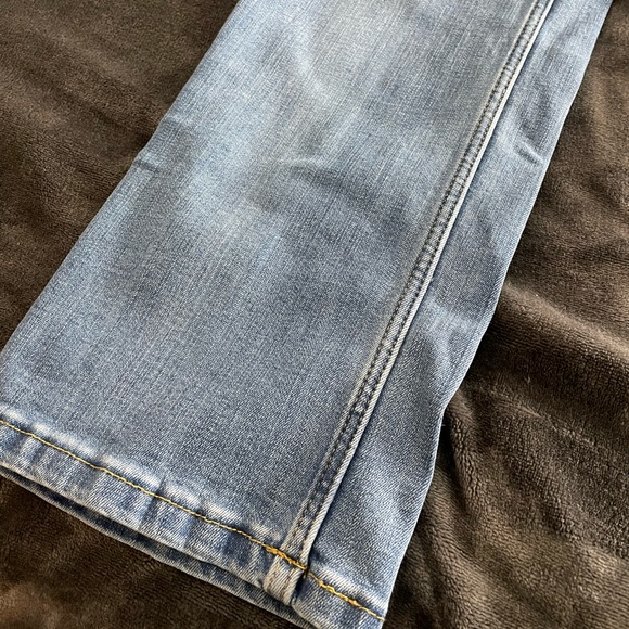 Wrangler Jeans - Picture 9 of 13